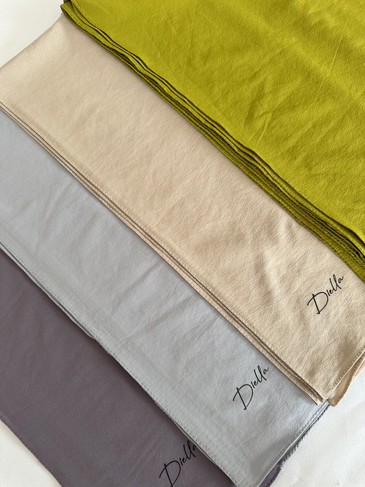 Hijab Air Plume