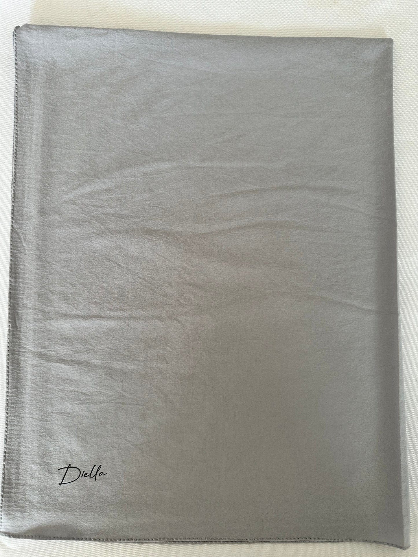 Hijab Air Plume
