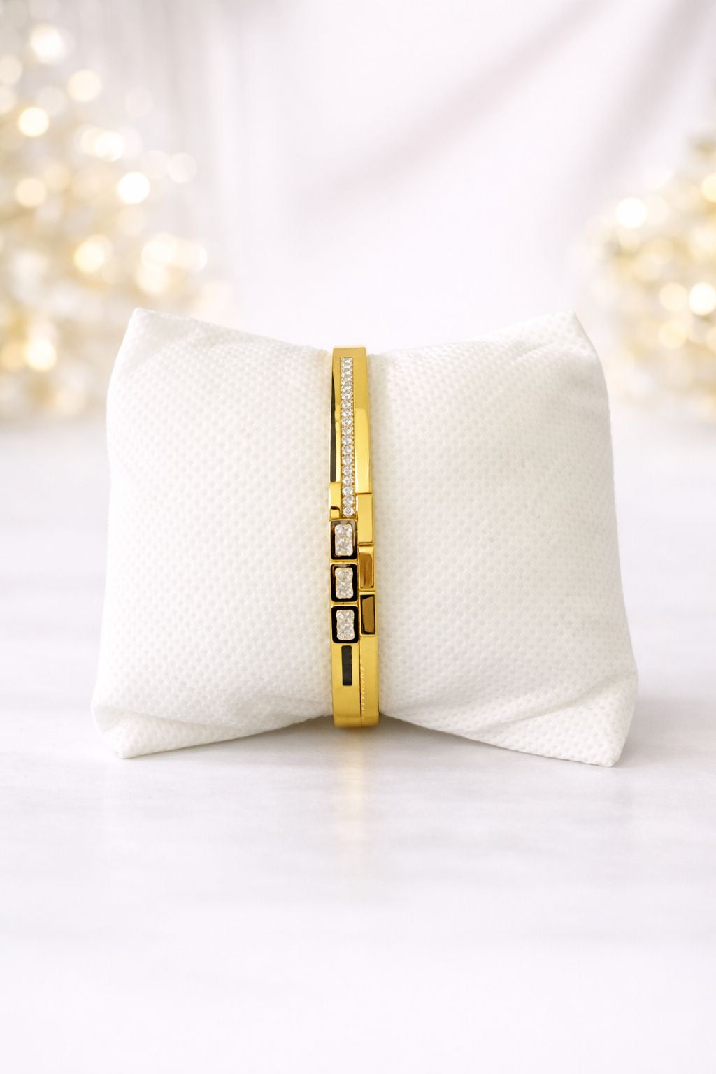 Bracelet à motifs en acier inoxydable doré