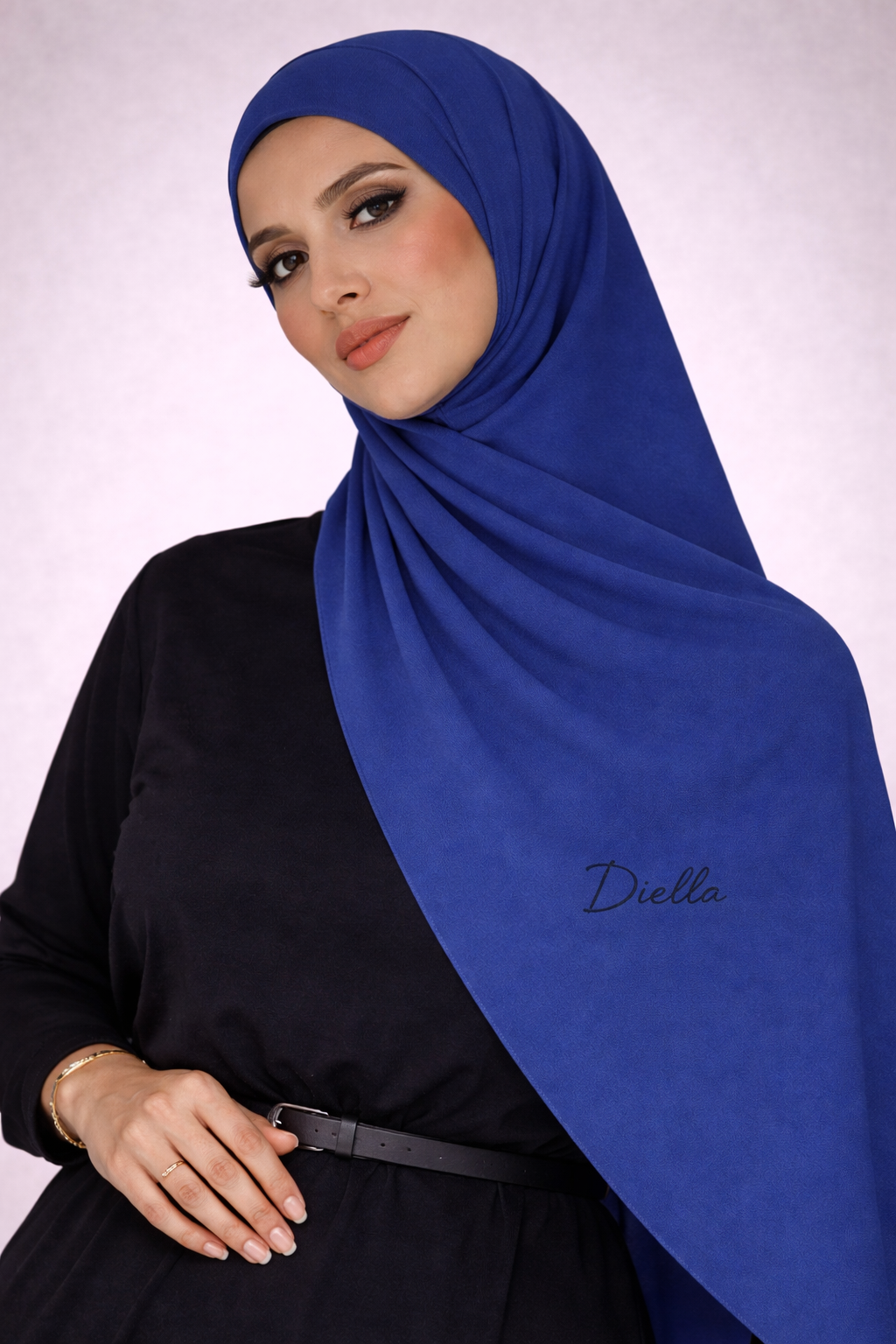 Hijab Air Plume