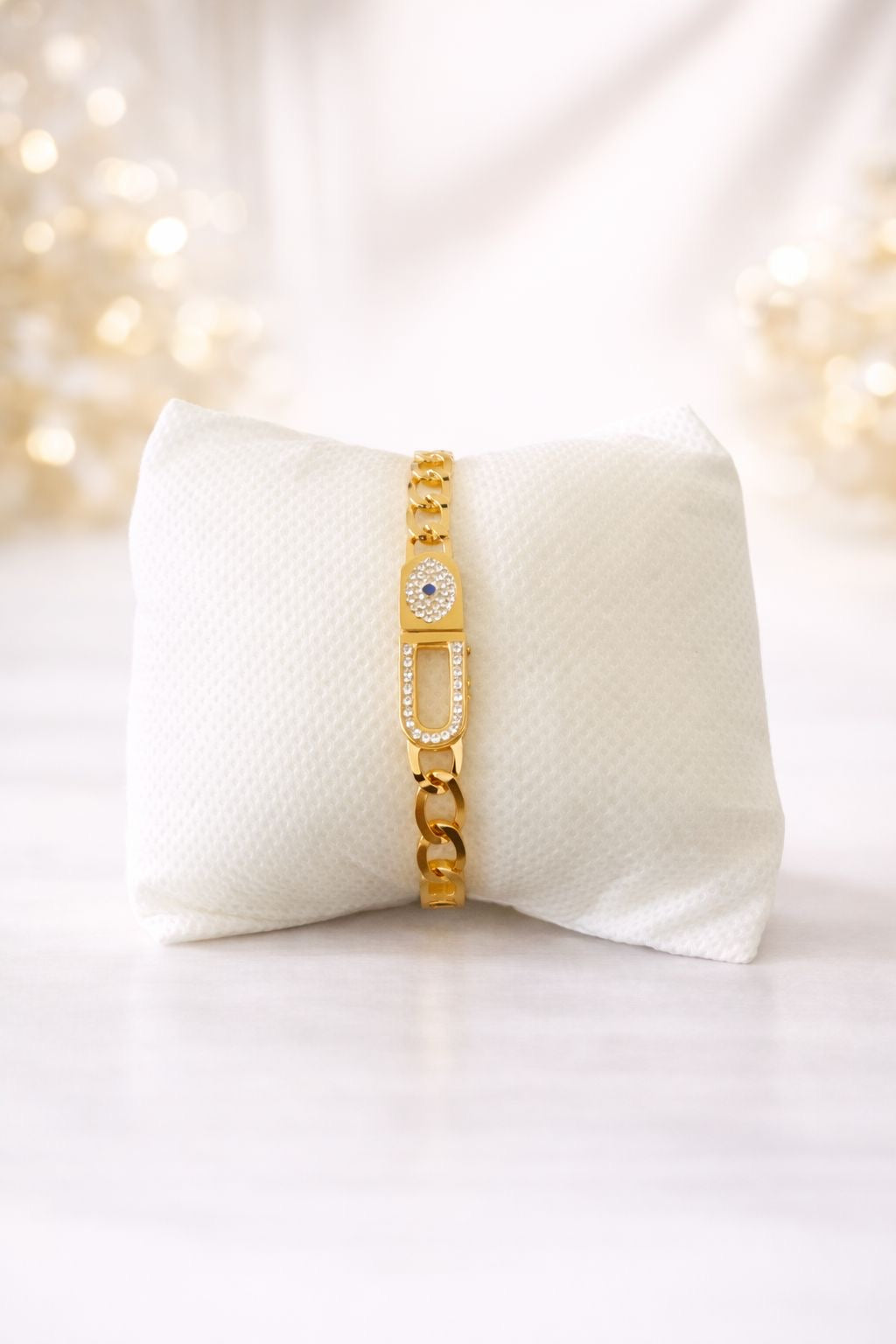 Bracelet à motifs en acier inoxydable doré