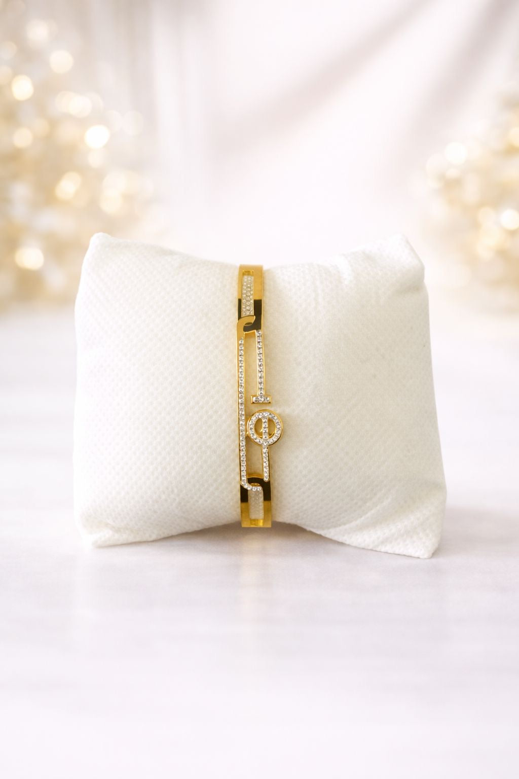 Bracelet à motifs en acier inoxydable doré