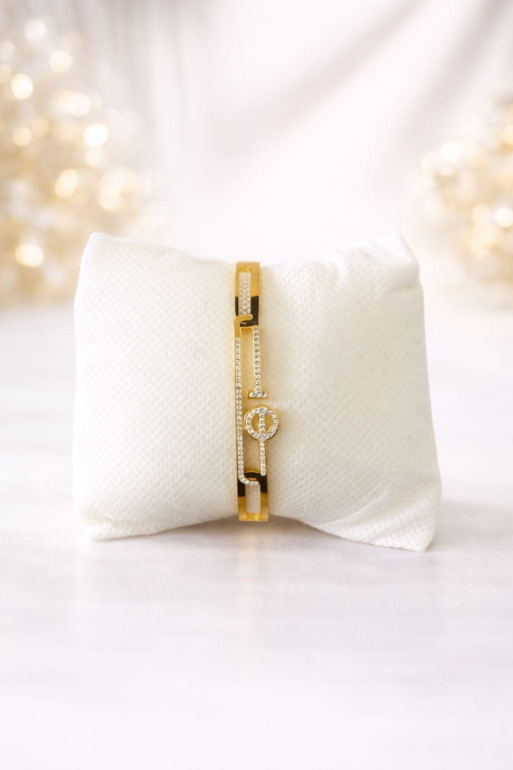 Bracelet à motifs en acier inoxydable doré